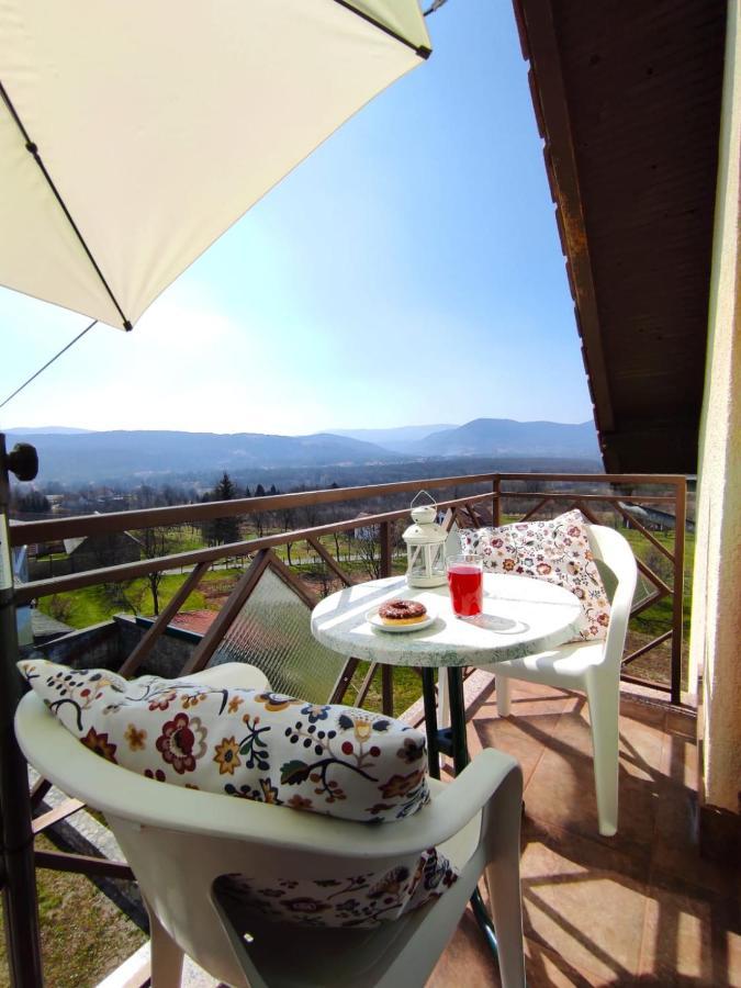 Accommodation "Old Town Dreznik" Rakovica Eksteriør billede