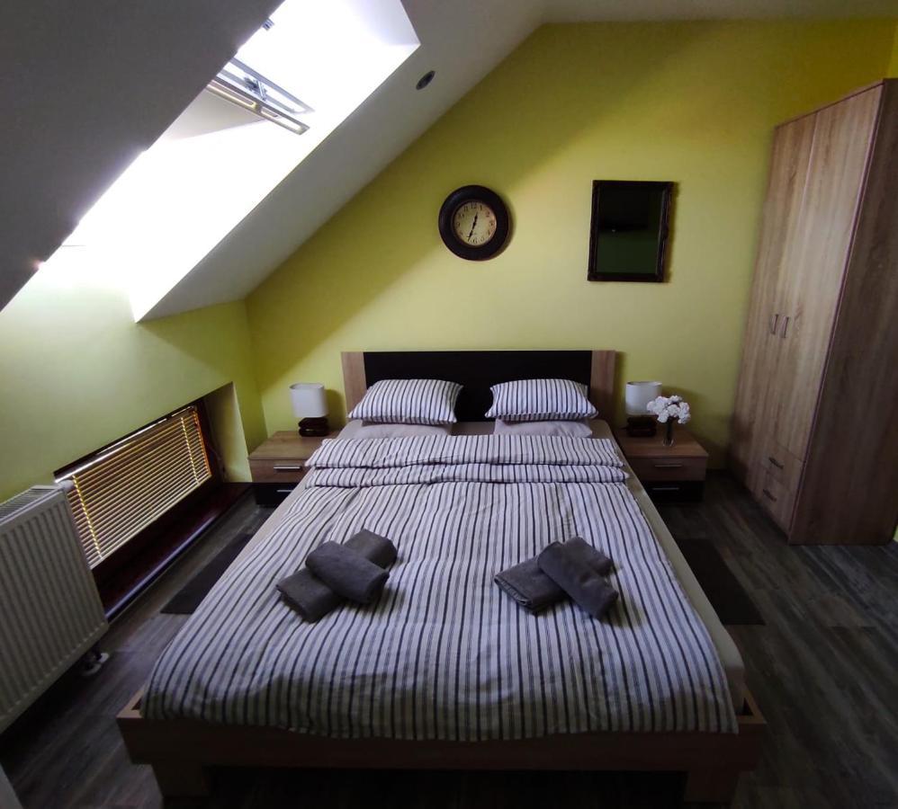 Accommodation "Old Town Dreznik" Rakovica Eksteriør billede